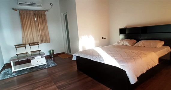 Destino's Gallery Image